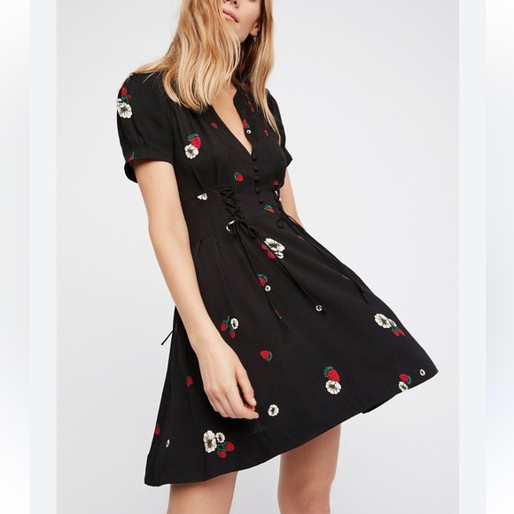 Free People Dresses & Skirts - Free People Dream Girl Lace Up Strawberry Mini Dress Size 8 EUC